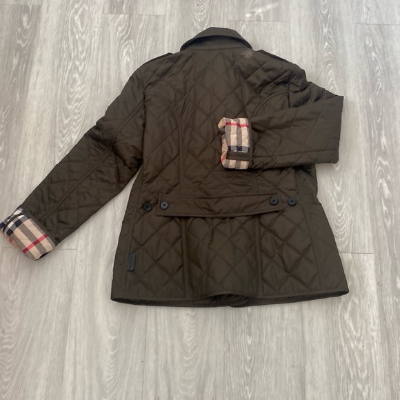 Burberry Quilted Jacket - Picture 6 of 17